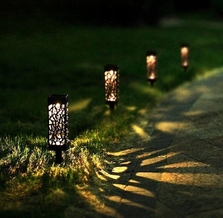 Solar Lawn Light 3